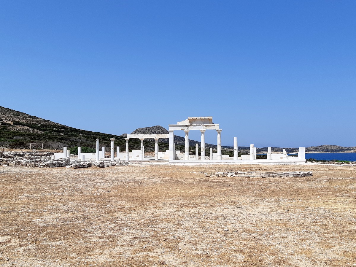 The-ancient-site-of-Despotiko-near-Antiparos